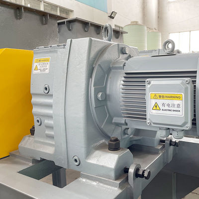 Máy khử nước chất thải thực phẩm bằng thép không gỉ 304 tự động với động cơ bảo vệ quá tải và điện áp 220V / 380V