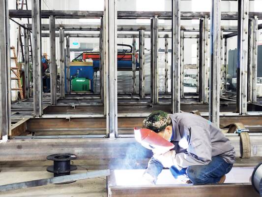 Thiết bị phân bón công nghiệp điện không mùi tùy chỉnh 1000KG Capacity xử lý hàng ngày 24h Chu kỳ xử lý Phân hủy vi khuẩn