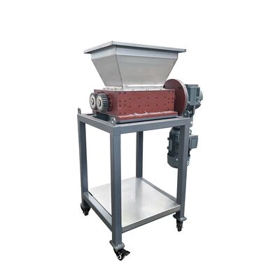 100-300KG / D Food Shredder Universal Small Organic Waste Crusher Cây nghiền rau được trang bị các thành phần cốt lõi của thiết bị