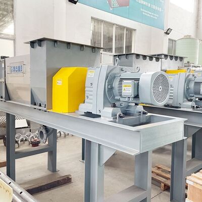 3000x890x1810mm Nhà bếp Biodegradable Organic Food Waste Dehydrator Được trang bị động cơ Gear Core Components Power Customize